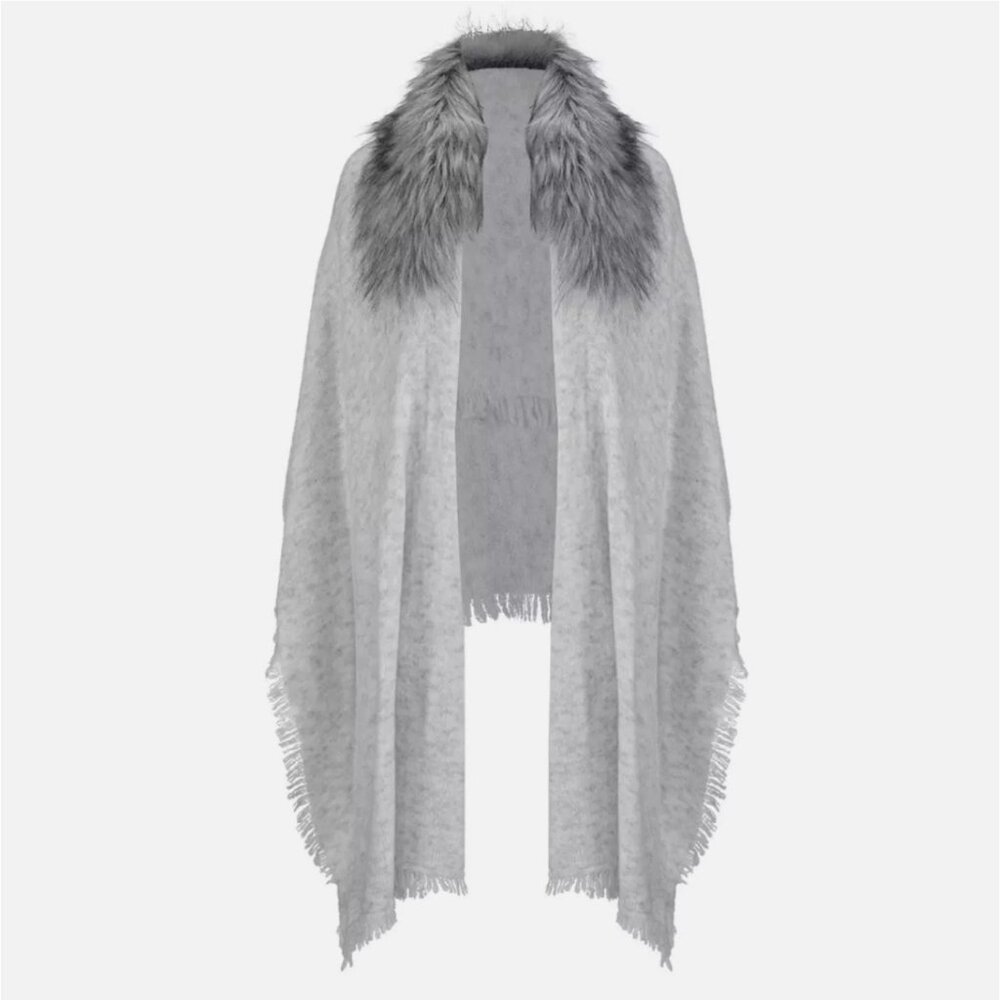NWT CAbi Heavenly Wrap #4081 Knit Gray OS Fringe Tipped Faux Fur Luxe Formal